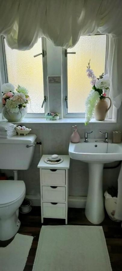 Cuisinease Apartment Олертън Екстериор снимка