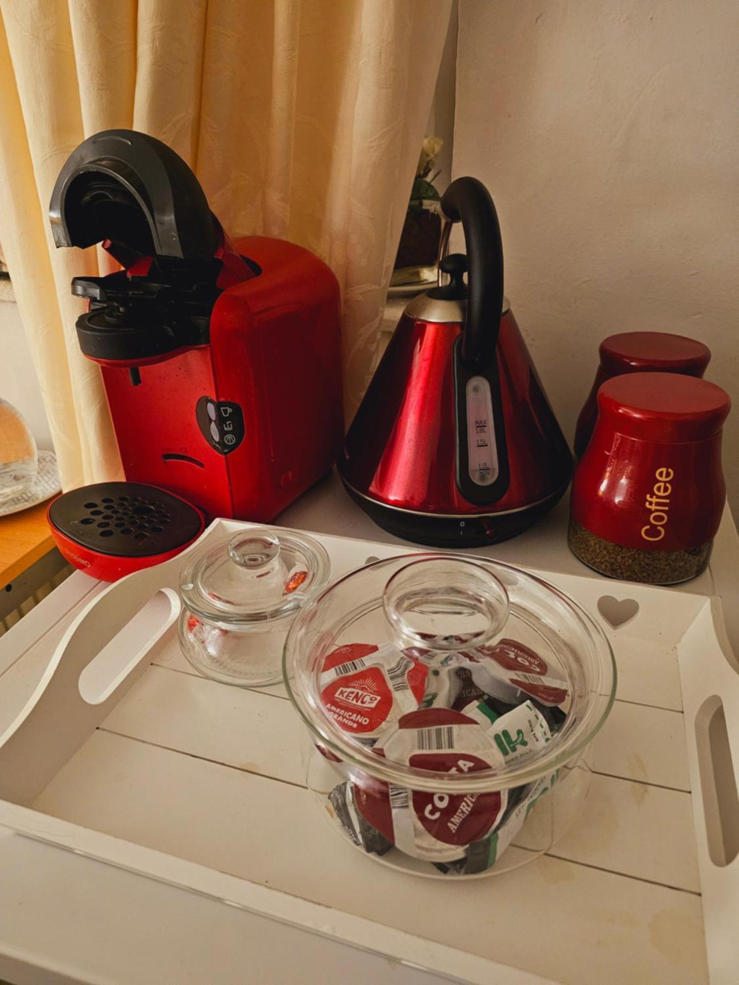 Cuisinease Apartment Олертън Екстериор снимка